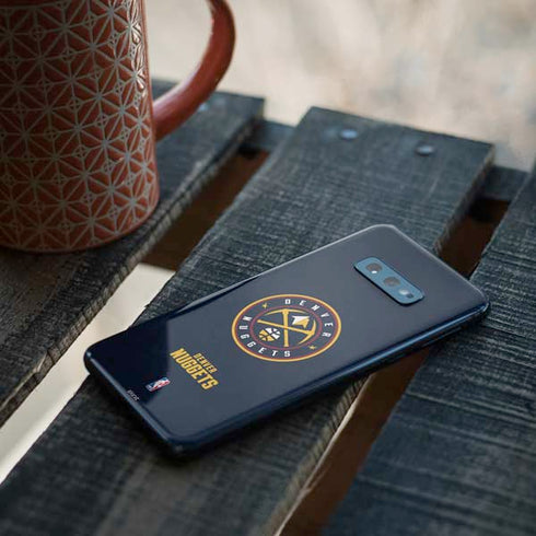 NBA Denver Nuggets Distressed Galaxy S10e Skin