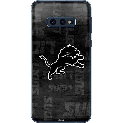NFL Detroit Lions Black & White Galaxy S10e Skin