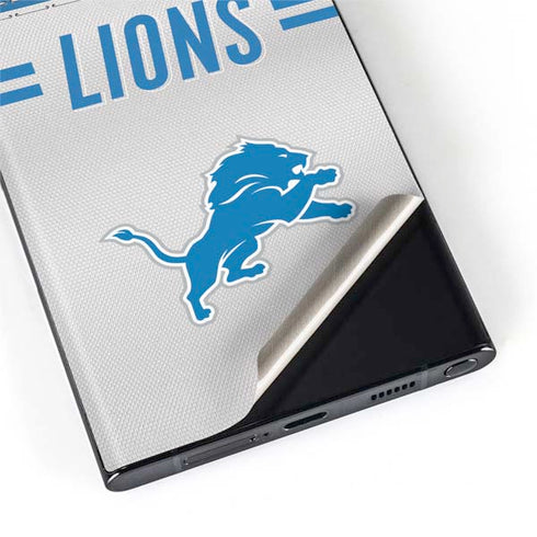 NFL Detroit Lions White Striped Galaxy S22 Ultra Skin