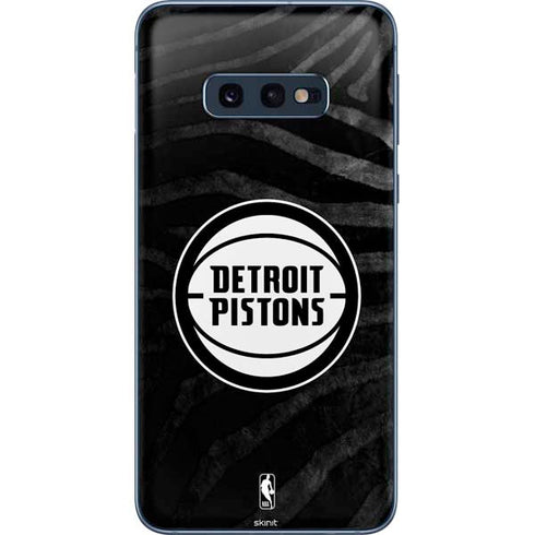NBA Detroit Pistons Black Animal Print Galaxy S10e Skin