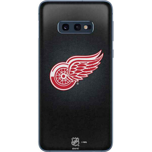 NHL Detroit Red Wings Black Background Galaxy S10e Skin