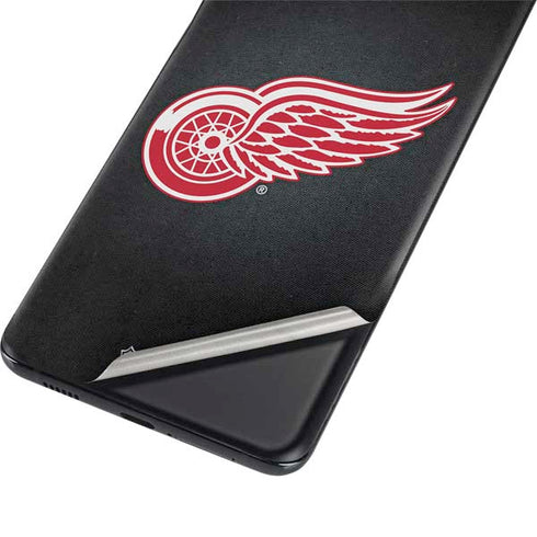 NHL Detroit Red Wings Black Background Galaxy S21 Plus 5G Skin