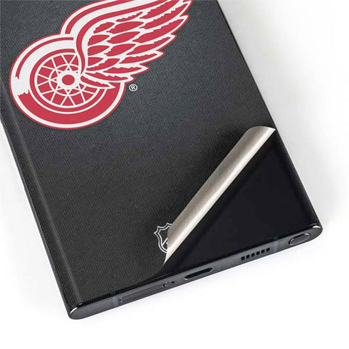 NHL Detroit Red Wings Black Background Galaxy S22 Ultra Skin