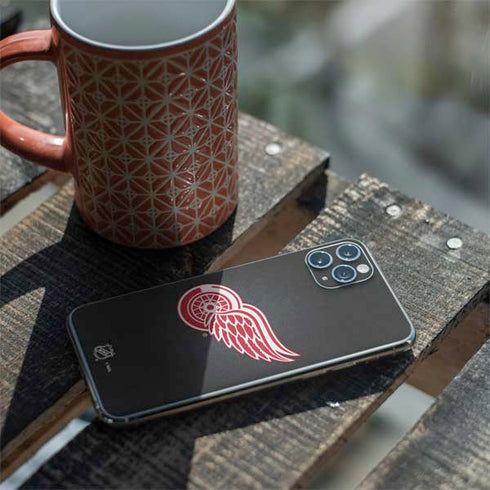 NHL Detroit Red Wings Black Background iPhone 11 Pro Max Skin