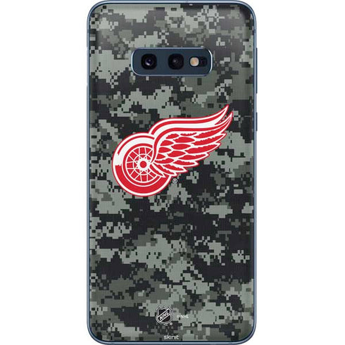 NHL Detroit Red Wings Camo Galaxy S10e Skin