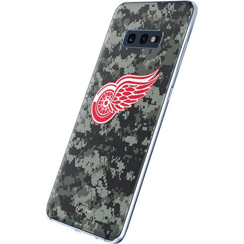 NHL Detroit Red Wings Camo Galaxy S10e Skin