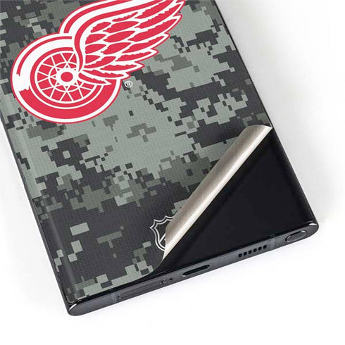 NHL Detroit Red Wings Camo Galaxy S22 Ultra Skin