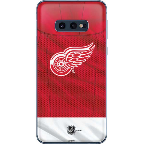 NHL Detroit Red Wings Home Jersey Galaxy S10e Skin