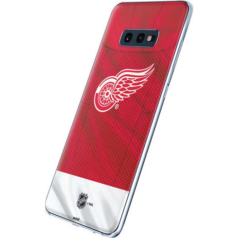 NHL Detroit Red Wings Home Jersey Galaxy S10e Skin