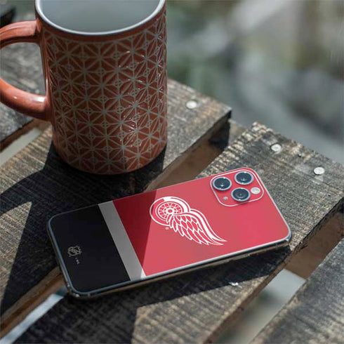 NHL Detroit Red Wings Jersey iPhone 11 Pro Skin