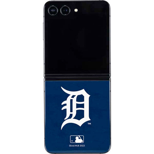 MLB Detroit Tigers - Solid Distressed Galaxy Z Flip5 5G Skin