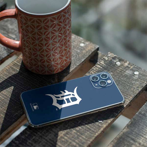 MLB Detroit Tigers - Solid Distressed iPhone 11 Pro Skin