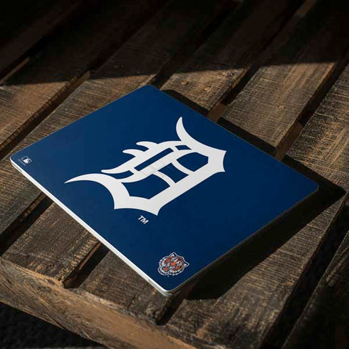 MLB Detroit Tigers - Solid Distressed Surface Laptop 3 13.5in Skin