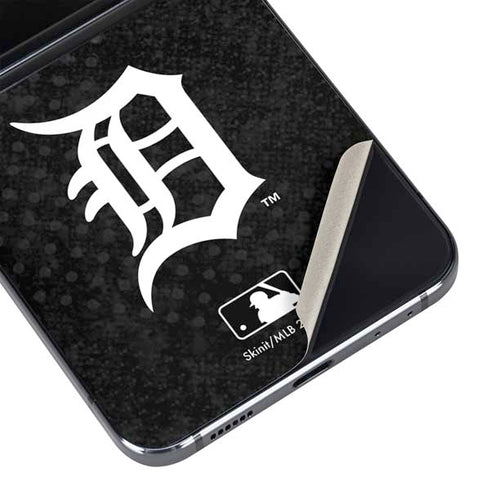 MLB Detroit Tigers Dark Wash Galaxy Z Flip5 5G Skin