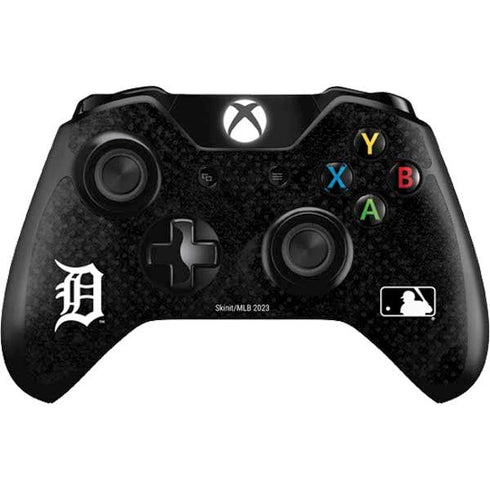 MLB Detroit Tigers Dark Wash Xbox One Controller Skin