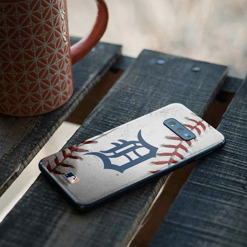 MLB Detroit Tigers Game Ball Galaxy S10e Skin