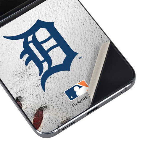 MLB Detroit Tigers Game Ball Galaxy Z Flip5 5G Skin