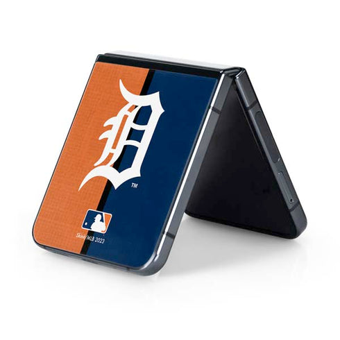 MLB Detroit Tigers Split Galaxy Z Flip5 5G Skin