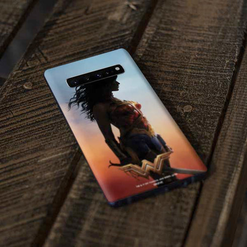 DC Comics Wonder Woman Movie Poster Stance Pose Galaxy S10 Skin