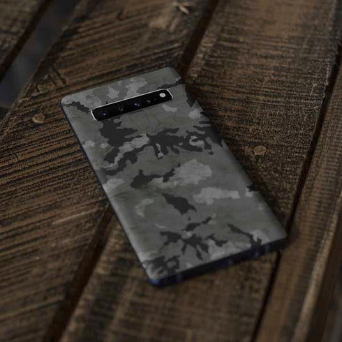 Digital Camo Galaxy S10 Skin