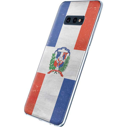 Dominican Republic Flag Distressed Galaxy S10e Skin