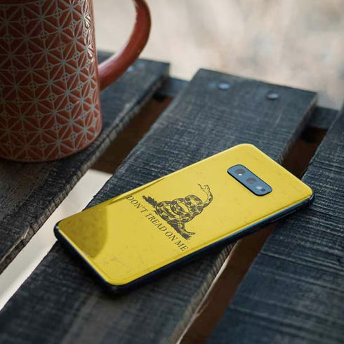Dont Tread On Me Galaxy S10e Skin