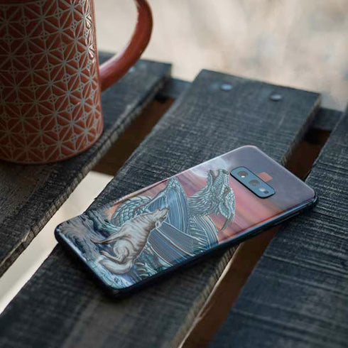 Ed Beard Jr. Dragon and the Wolf Galaxy S10e Skin