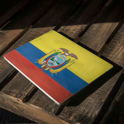 Ecuador Flag Distressed Surface Laptop 3 13.5in Skin