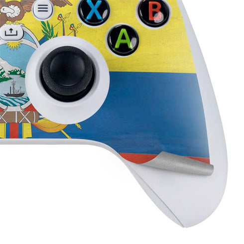 Ecuador Flag Distressed Xbox Series S Bundle Skin
