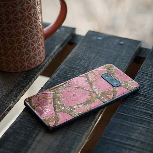 RealTree Edge Pink Camo Galaxy S10e Skin