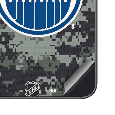 NHL Edmonton Oilers Camo Galaxy S23 Skin
