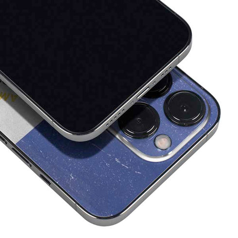 El Salvador Flag Distressed iPhone 14 Pro Max Skin