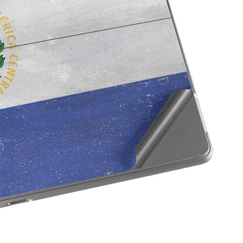 El Salvador Flag Distressed Surface Pro 8 Skin