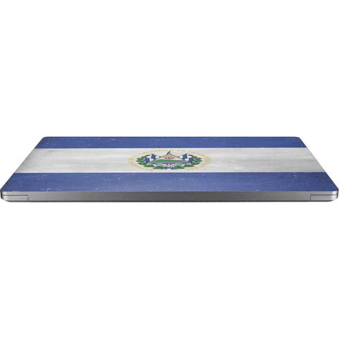 El Salvador Flag Distressed Universal Laptop 17in (13.8 x 10in) Skin