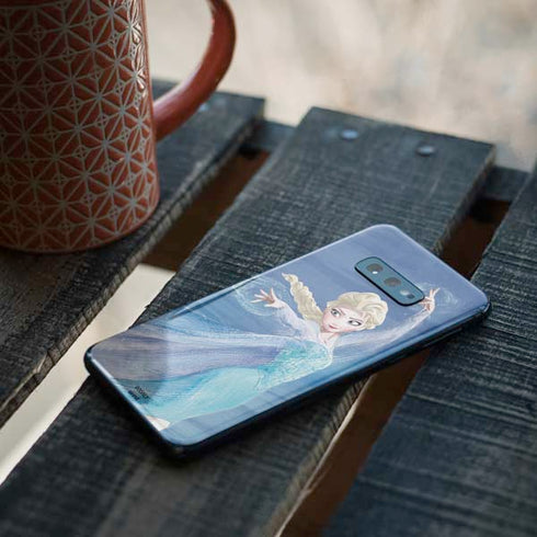 Disney Frozen Elsa Icy Powers Art Galaxy S10e Skin