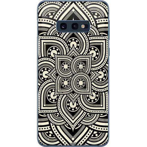 Emergence 70s Inspired Galaxy S10e Skin