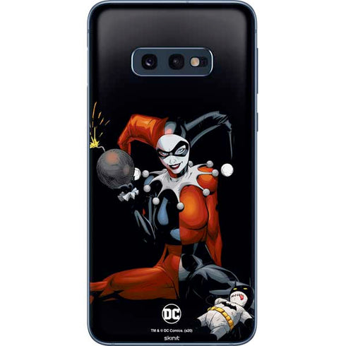 DC Comics Harley Quinn Playfull Pose Galaxy S10e Skin
