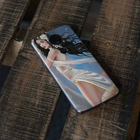 Fairy on Moon with Birds by Nene Thomas Moto E5 Plus Skin