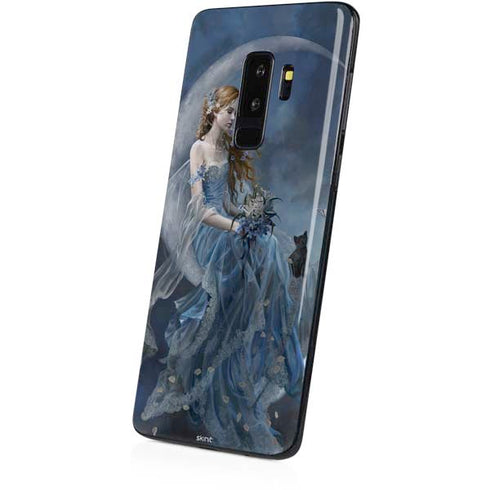 Fairy with Black Cat Sitting on Moon by Nene Thomas Galaxy S9 Plus Skin