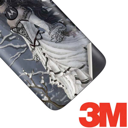 Fairy with Owl in Snow by Nene Thomas Moto E5 Play Skin