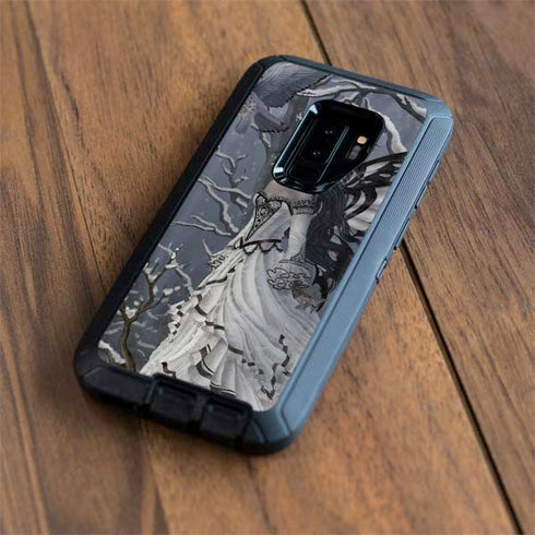 Fairy with Owl in Snow by Nene Thomas Otterbox Defender Galaxy Skin