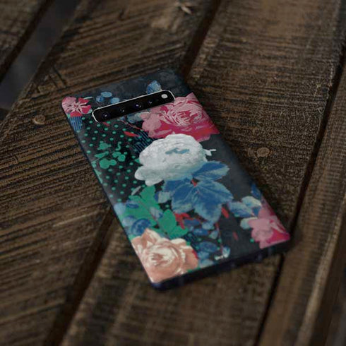 Fall Flowers Galaxy S10 Plus Skin
