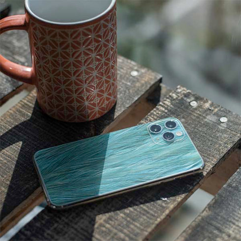 Feather Animal Print iPhone 11 Pro Skin