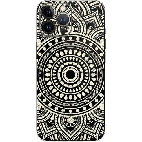 Finding Center iPhone 14 Pro Max Skin