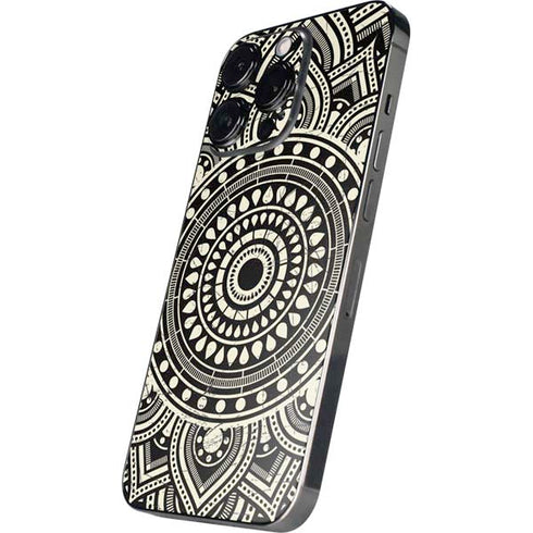 Finding Center iPhone 14 Pro Max Skin