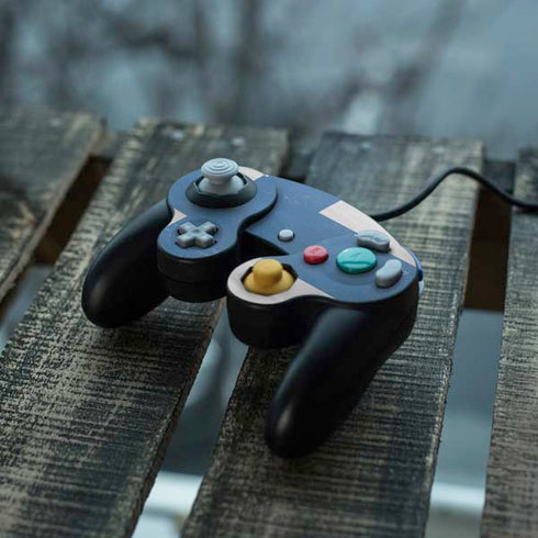 Finland Flag Distressed Nintendo GameCube Controller Skin