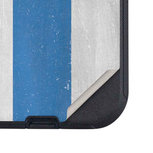 Finland Flag Distressed Otterbox Defender iPhone Skin