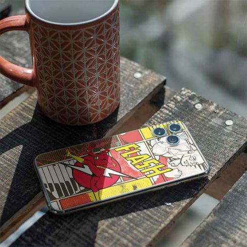 DC Comics The Flash Vintage Action Pose Pattern iPhone 11 Pro Skin