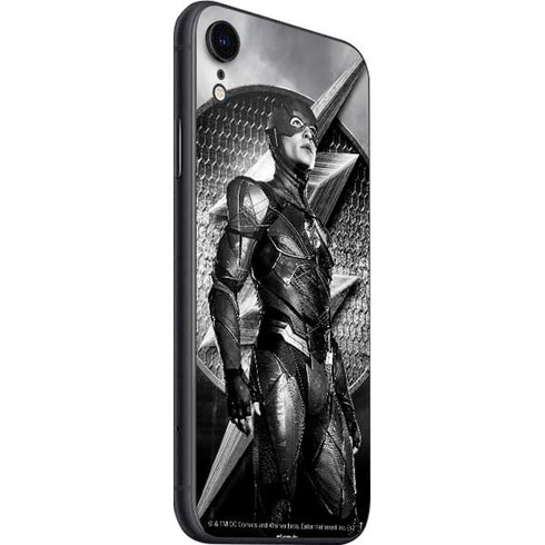 The Justice League (2017) Flash Poster iPhone SE (2nd & 3rd Gen) Skin