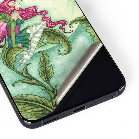 Amy Brown Flirting Fairy and Hummingbird Galaxy S22 Skin